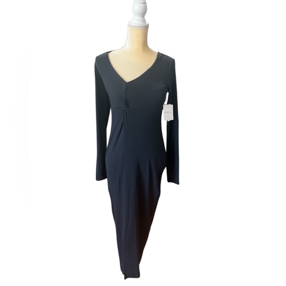 NWT Beyond‎ Yoga Black Active Long Sleeve Dress size small - Picture 1 of 13